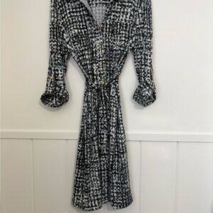 GNW Monochrome Long Sleeve Dress